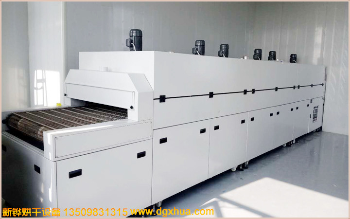 Oxygen mask tunnel drying oven